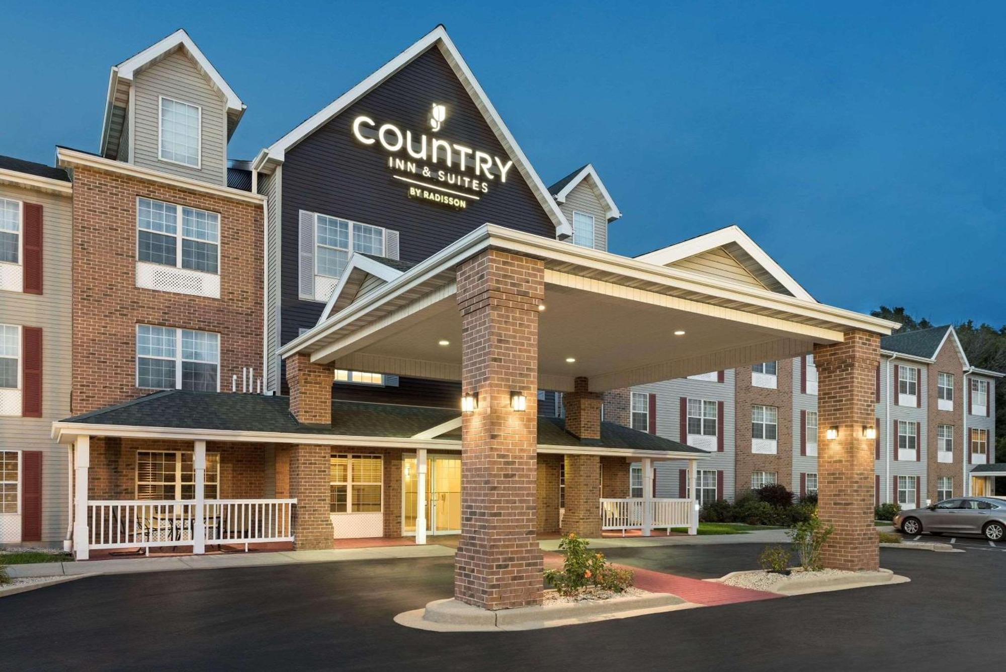 Country Inn & Suites By Radisson, Milwaukee Airport, Wi Exterior foto